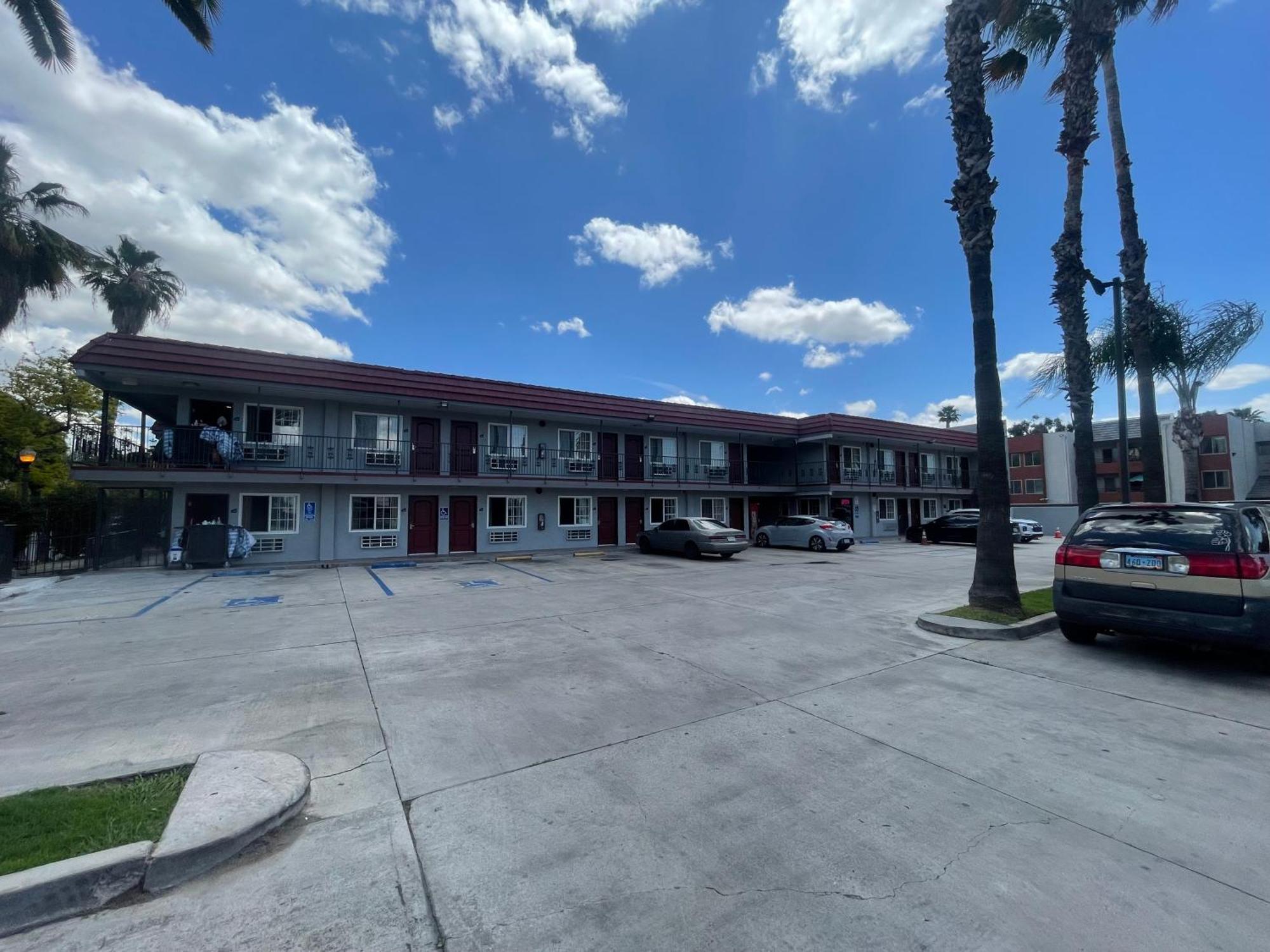 Simplestay Suites - Downtown San Bernardino Kültér fotó