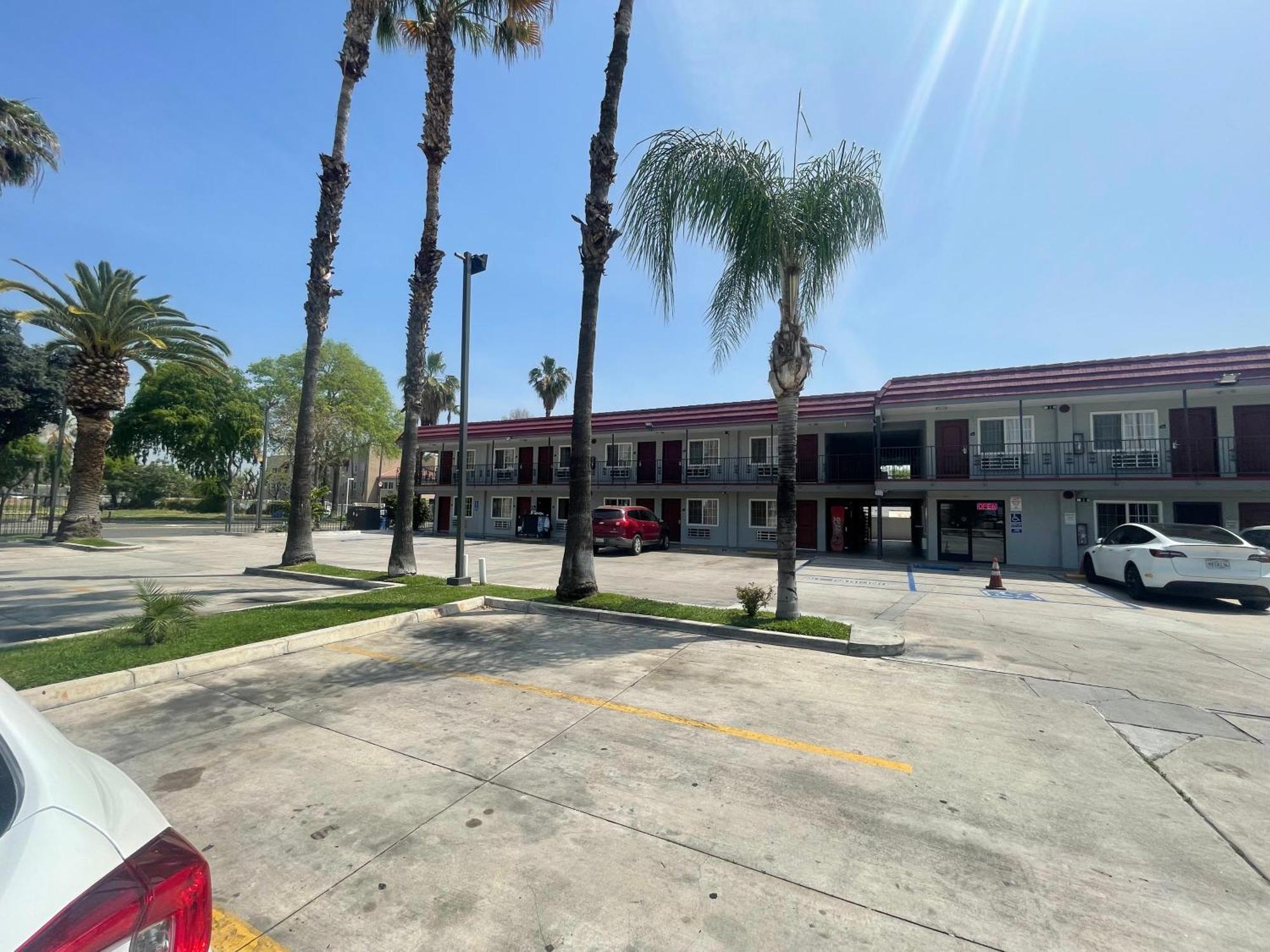 Simplestay Suites - Downtown San Bernardino Kültér fotó
