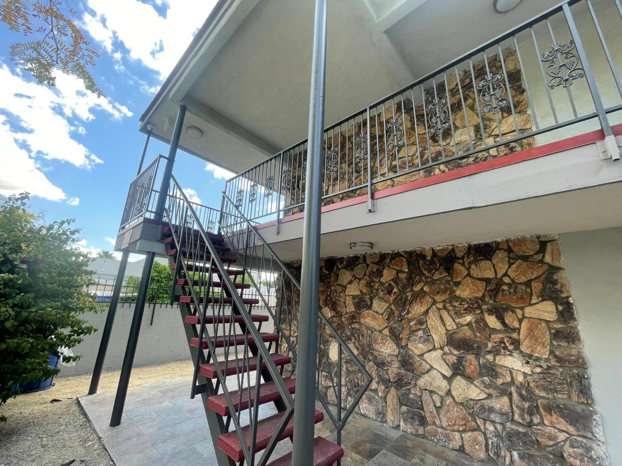 Simplestay Suites - Downtown San Bernardino Kültér fotó