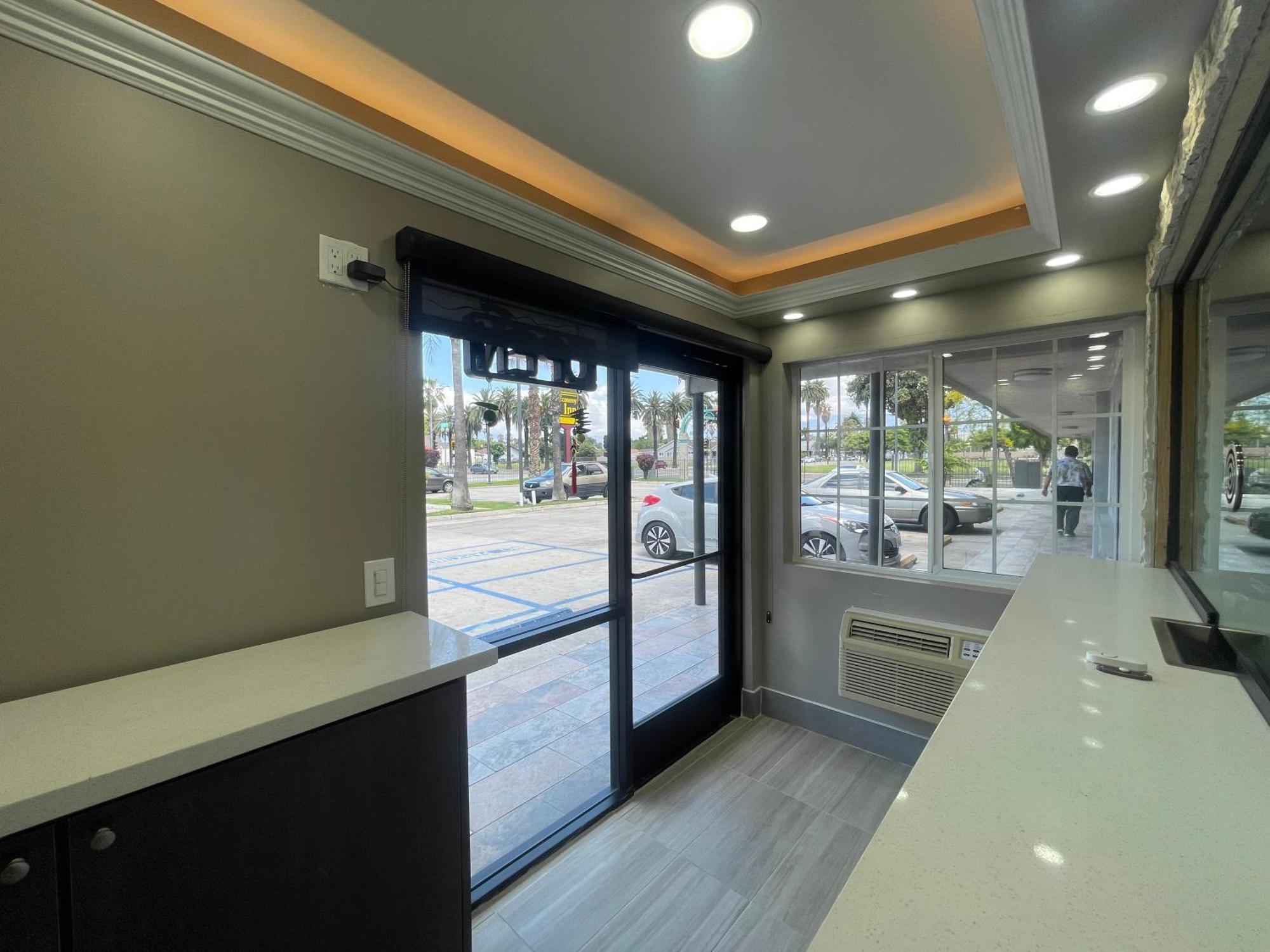 Simplestay Suites - Downtown San Bernardino Kültér fotó
