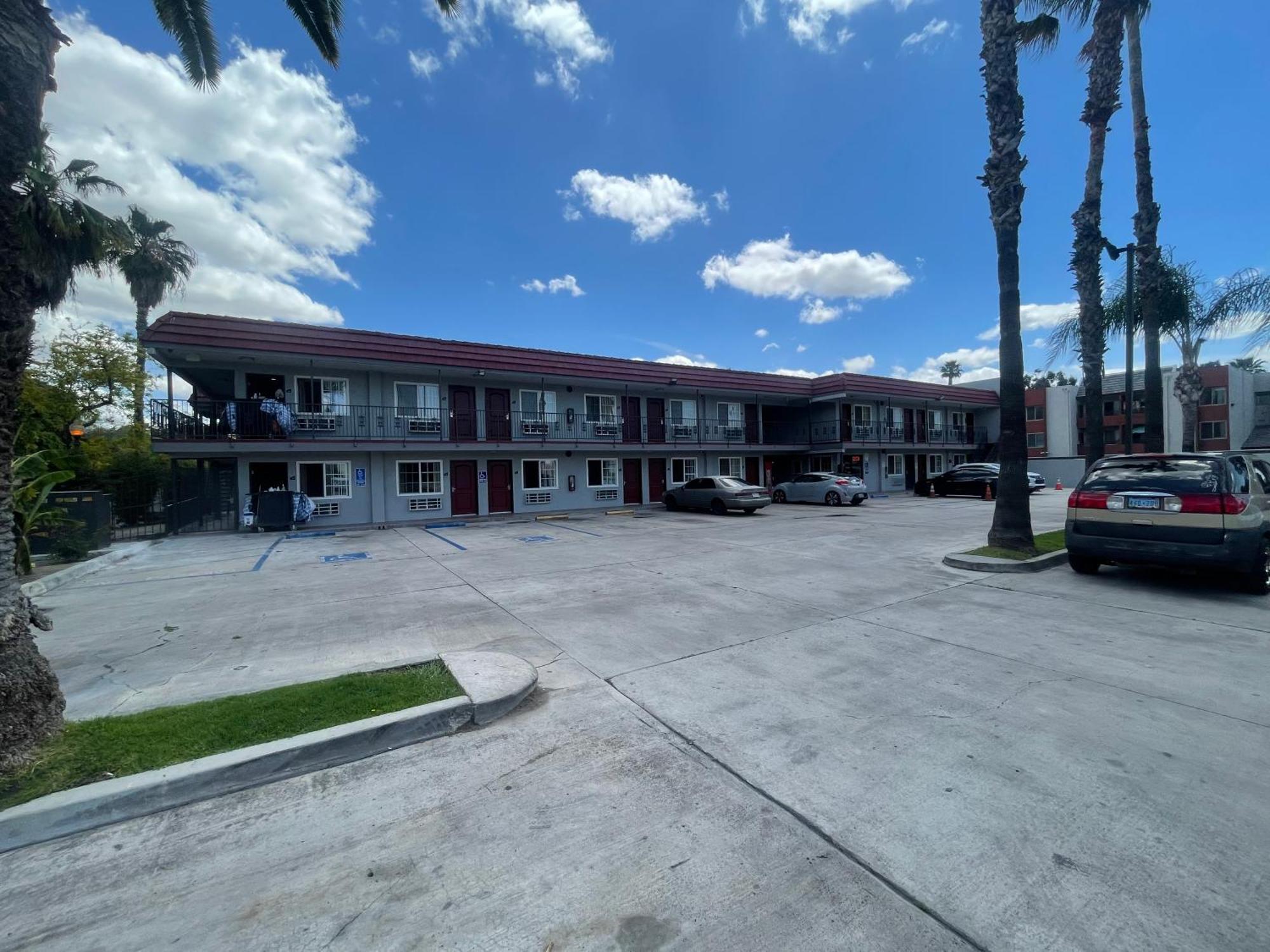 Simplestay Suites - Downtown San Bernardino Kültér fotó